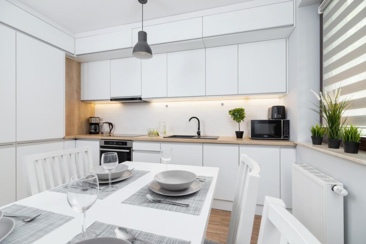 Apartments Cystersow Cracow By Noclegi Renters Krakow Bagian luar foto