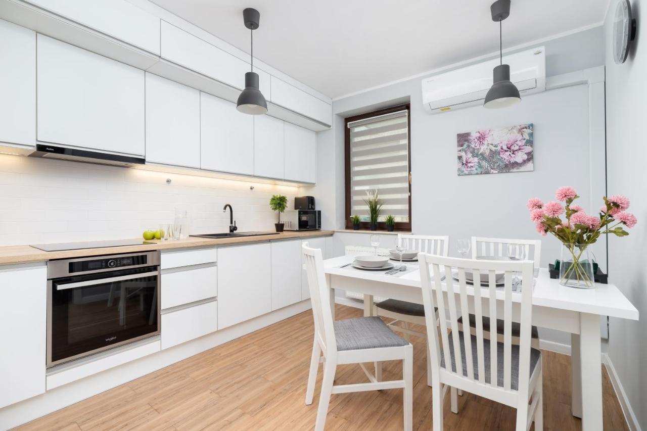 Apartments Cystersow Cracow By Noclegi Renters Krakow Bagian luar foto
