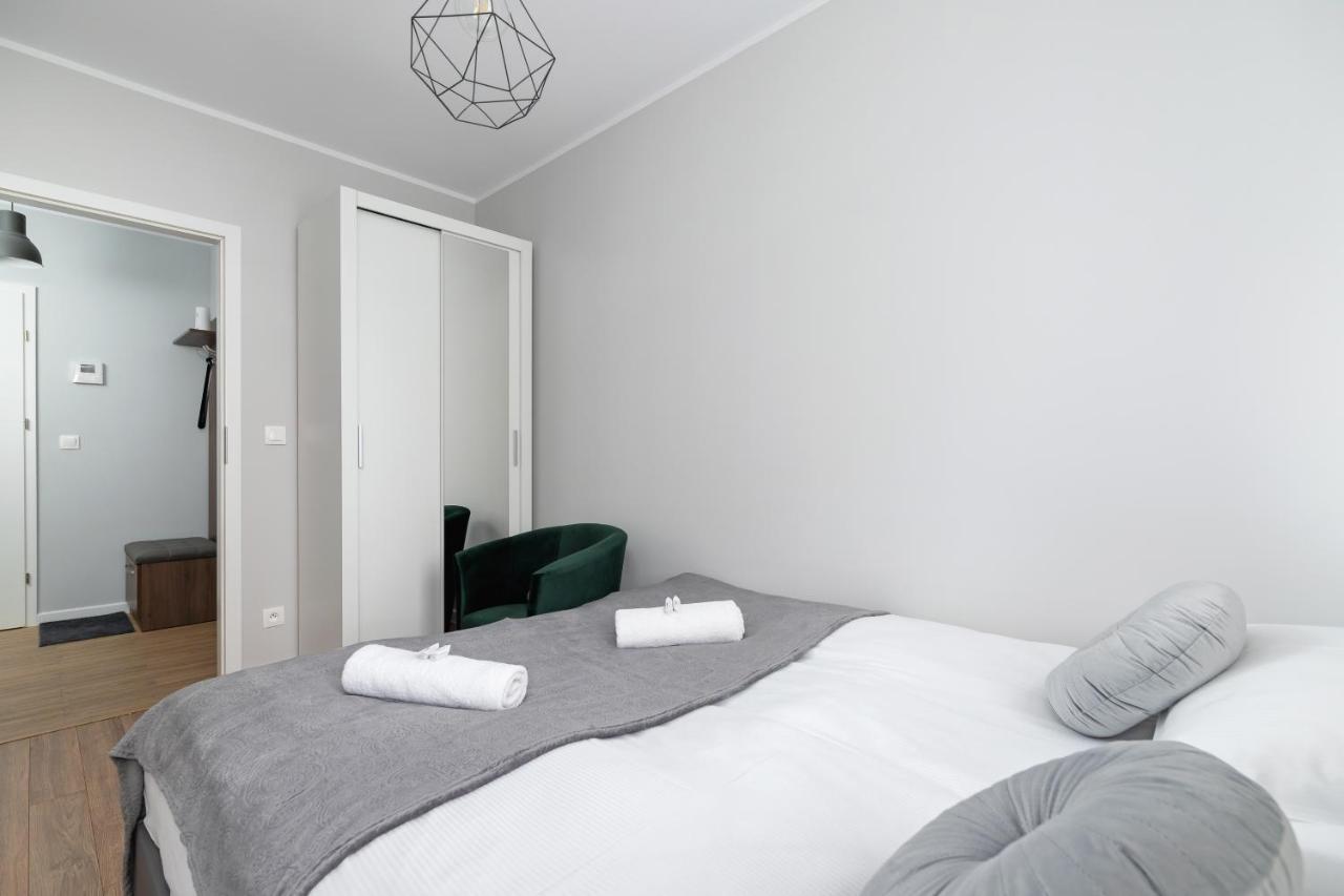 Apartments Cystersow Cracow By Noclegi Renters Krakow Bagian luar foto