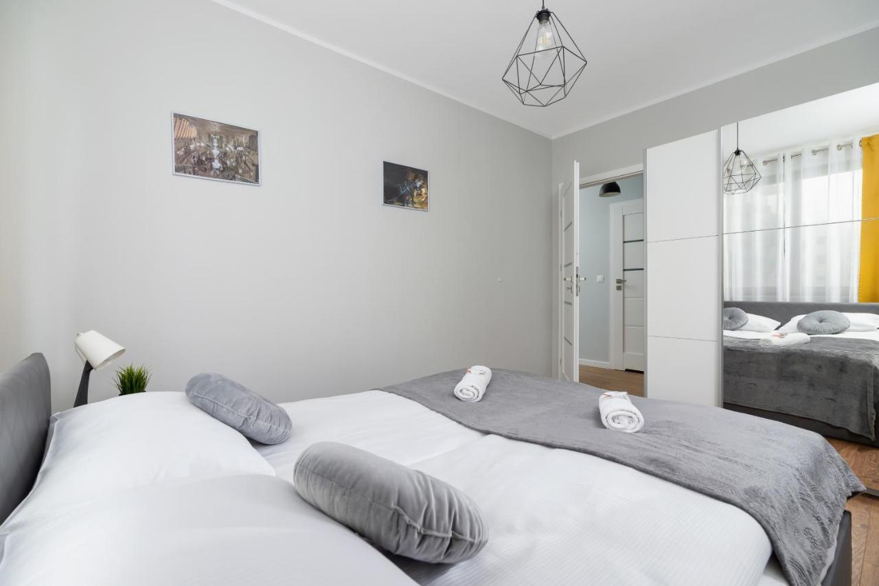 Apartments Cystersow Cracow By Noclegi Renters Krakow Bagian luar foto