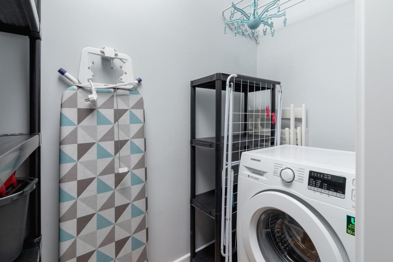 Apartments Cystersow Cracow By Noclegi Renters Krakow Bagian luar foto